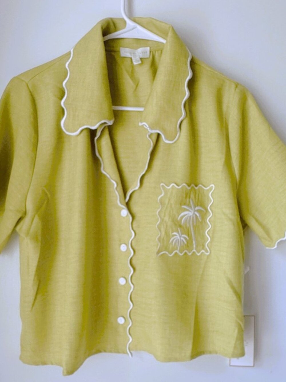Velvet Fleur NWT Chartreuse Palm Embroidered Cropped Shirt Size L